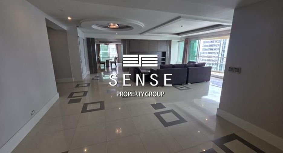 For sale 4 bedrooms condo in Khlong Toei, Bangkok
