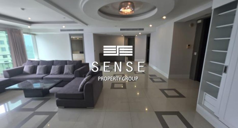 For sale 4 bedrooms condo in Khlong Toei, Bangkok