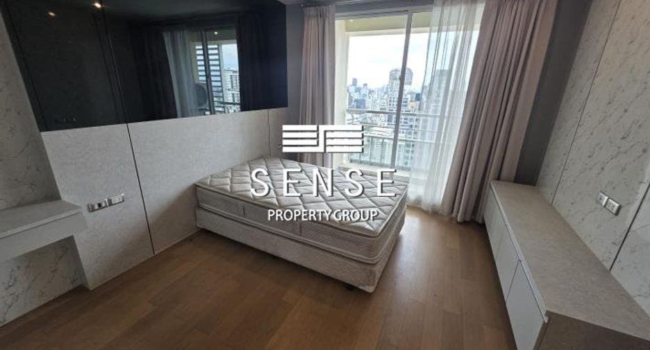 For sale 4 bedrooms condo in Khlong Toei, Bangkok