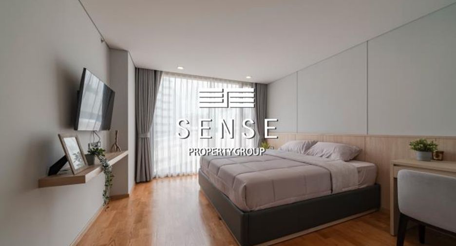 For rent 4 bedrooms condo in Watthana, Bangkok