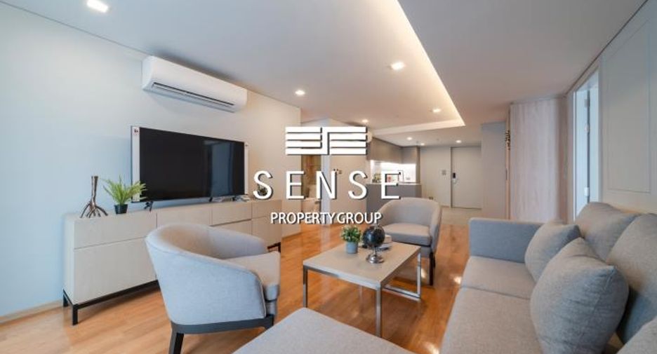 For rent 4 bedrooms condo in Watthana, Bangkok