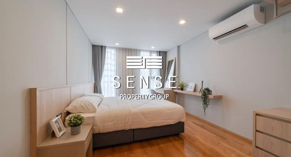 For rent 4 bedrooms condo in Watthana, Bangkok