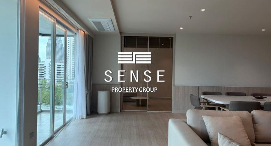 For rent 3 bedrooms condo in Khlong Toei, Bangkok