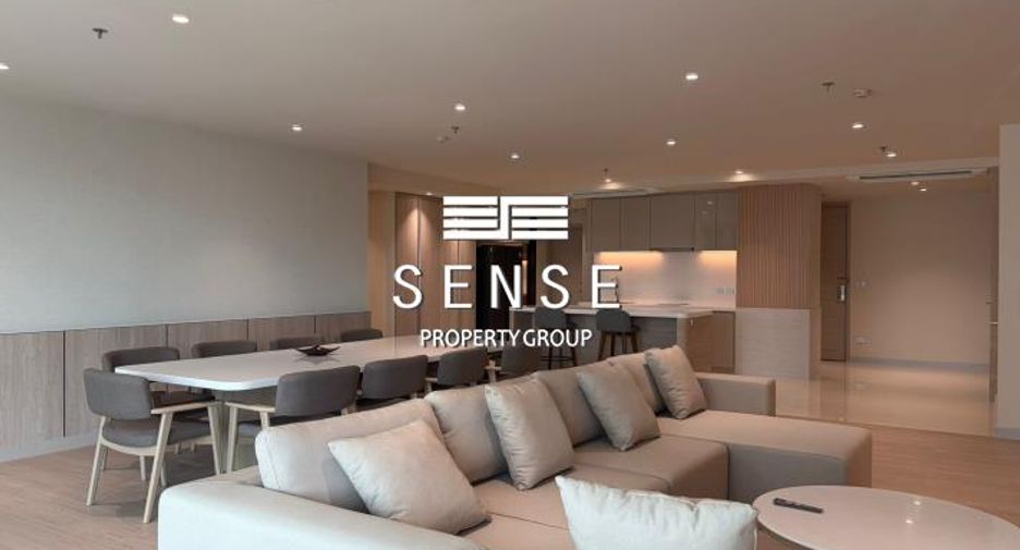 For rent 3 bedrooms condo in Khlong Toei, Bangkok