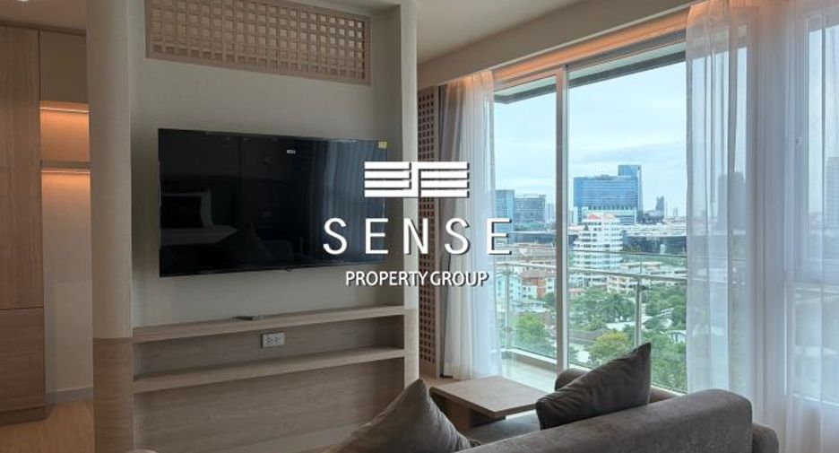 For rent 3 bedrooms condo in Khlong Toei, Bangkok