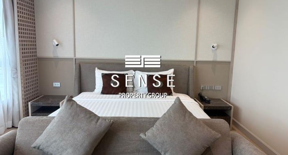 For rent 3 bedrooms condo in Khlong Toei, Bangkok