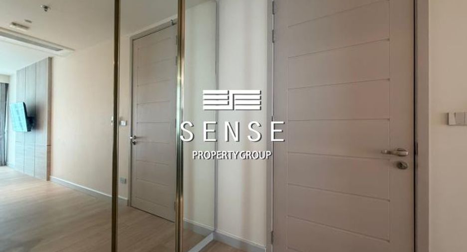 For rent 3 bedrooms condo in Khlong Toei, Bangkok