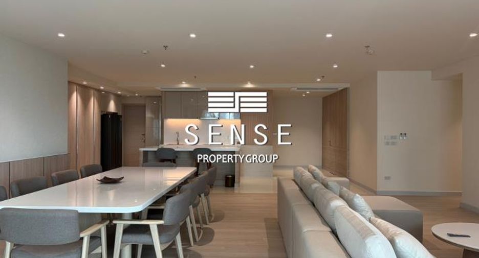 For rent 3 bedrooms condo in Khlong Toei, Bangkok