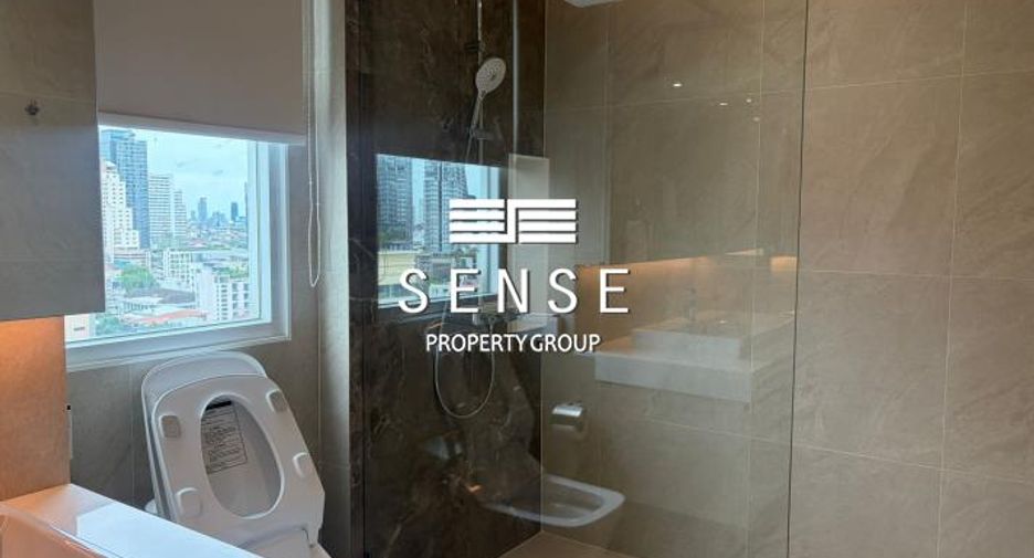 For rent 3 bedrooms condo in Khlong Toei, Bangkok