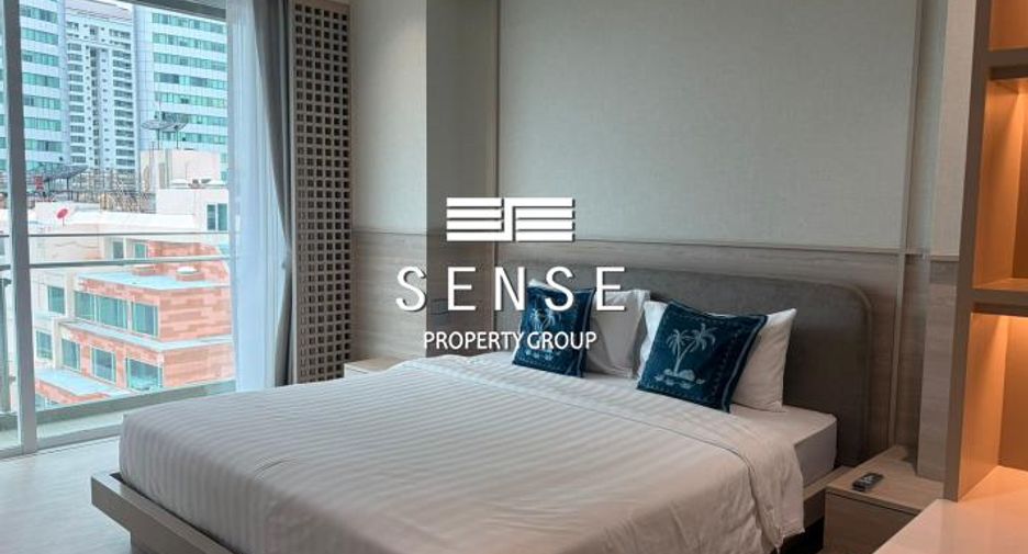 For rent 3 bedrooms condo in Khlong Toei, Bangkok