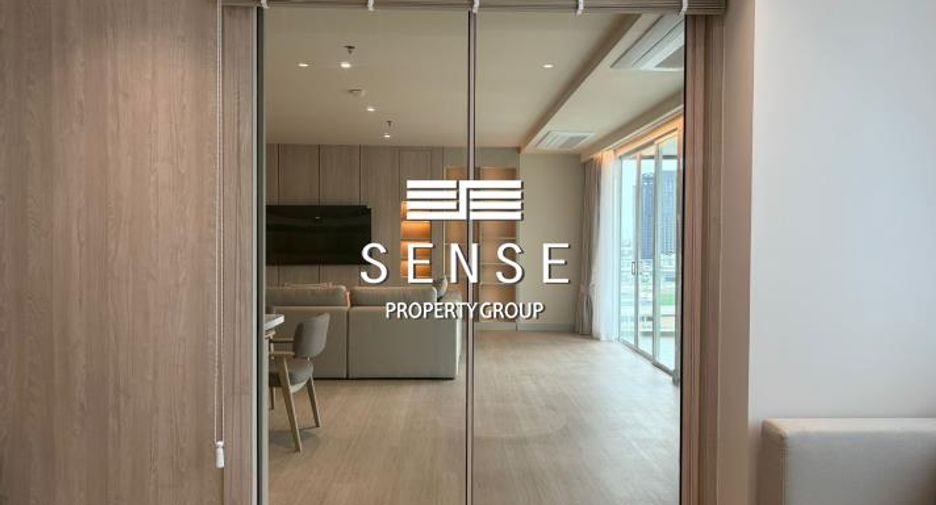 For rent 3 bedrooms condo in Khlong Toei, Bangkok