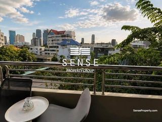 For rent 2 bedrooms condo in Yan Nawa, Bangkok