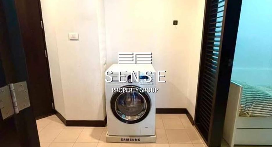 For rent 4 bedrooms condo in Pathum Wan, Bangkok