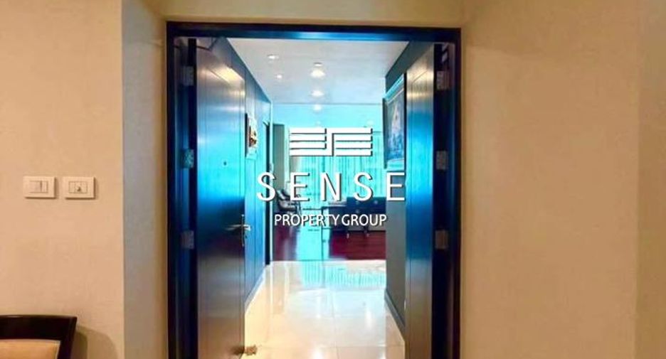 For rent 4 bedrooms condo in Pathum Wan, Bangkok
