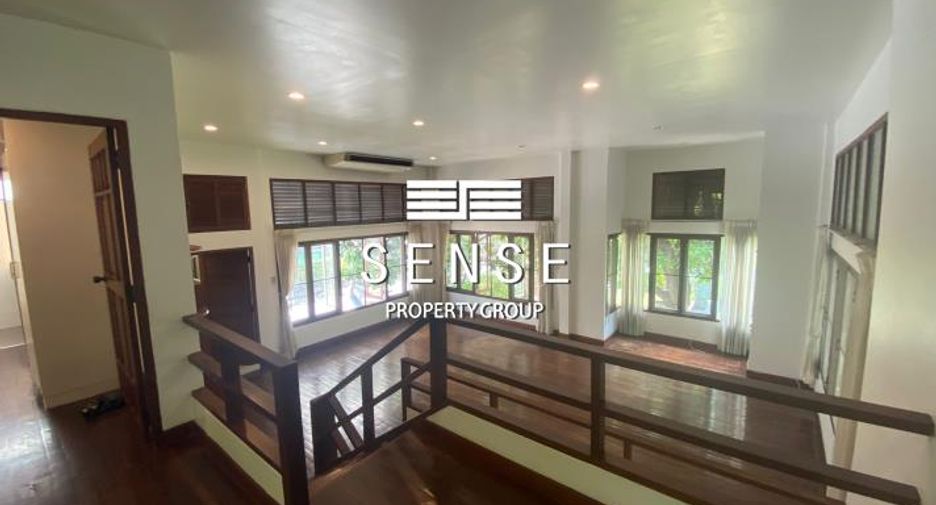 For sale 3 bedrooms house in Pathum Wan, Bangkok