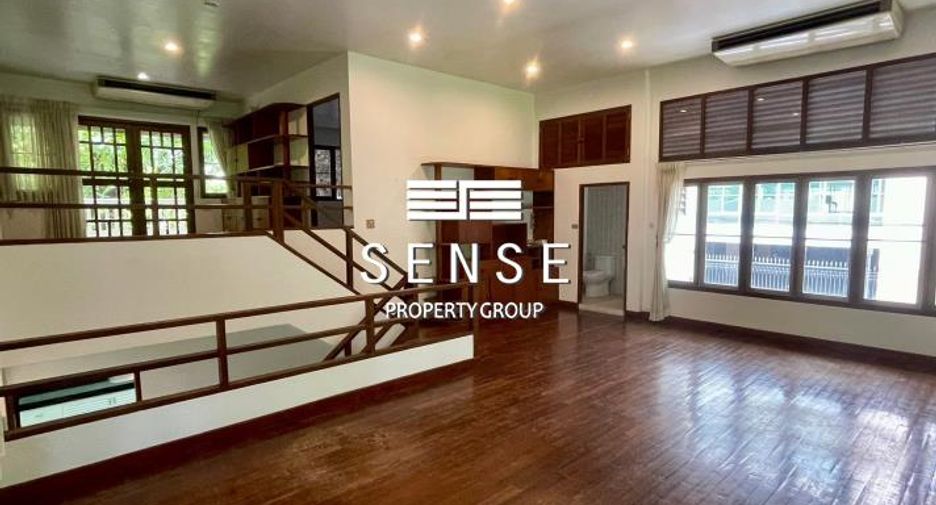 For sale 3 bedrooms house in Pathum Wan, Bangkok