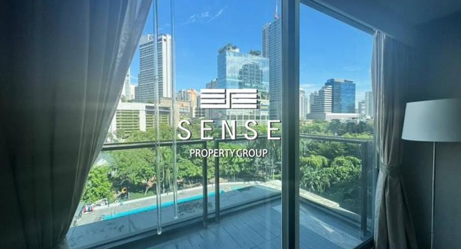 For rent 3 bedrooms condo in Pathum Wan, Bangkok