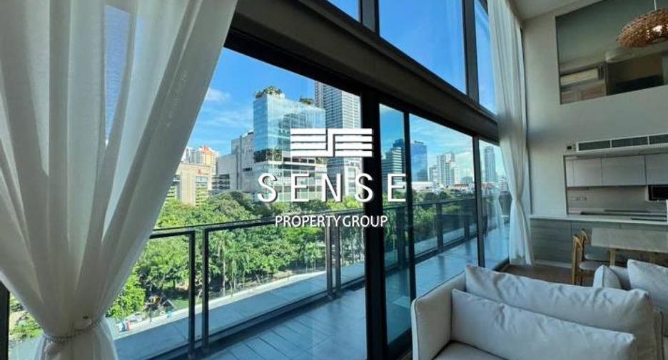 For rent 3 bedrooms condo in Pathum Wan, Bangkok