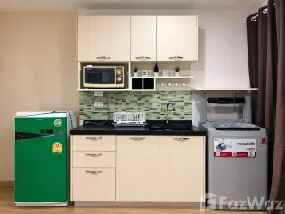 For rent 2 bedrooms condo in Din Daeng, Bangkok