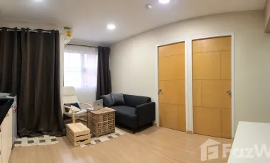 For rent 2 bedrooms condo in Din Daeng, Bangkok