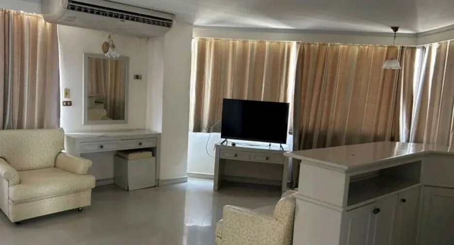 À vendre 100 chambres hôtel à Bang Lamung, Chonburi