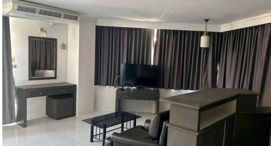 À vendre 100 chambres hôtel à Bang Lamung, Chonburi