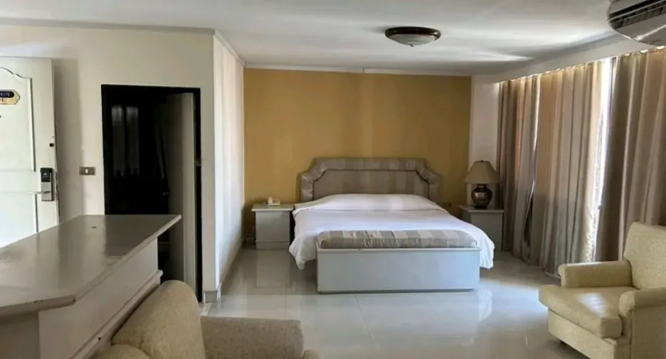 À vendre 100 chambres hôtel à Bang Lamung, Chonburi