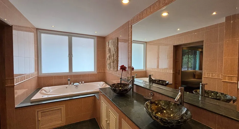 Condo en alquiler de 3 habitaciones en Thalang, Phuket
