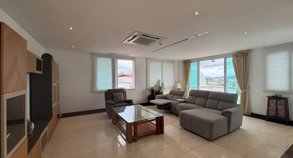 Condo en alquiler de 3 habitaciones en Thalang, Phuket