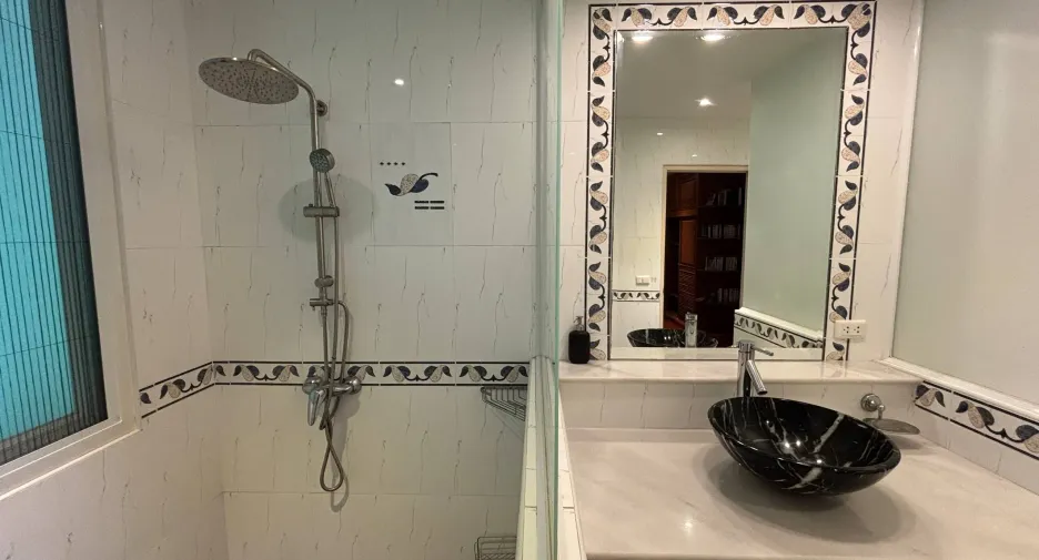 Condo en alquiler de 3 habitaciones en Thalang, Phuket