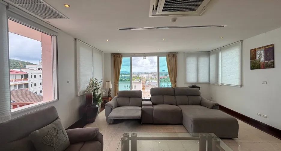 Condo en alquiler de 3 habitaciones en Thalang, Phuket