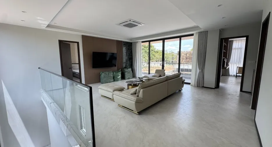 À vendre 4 chambres maison à Bang Lamung, Chonburi