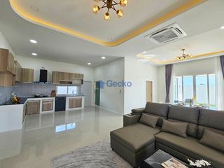 Haus zum Kauf mit 3 Zimmer in Bang Lamung, Chonburi