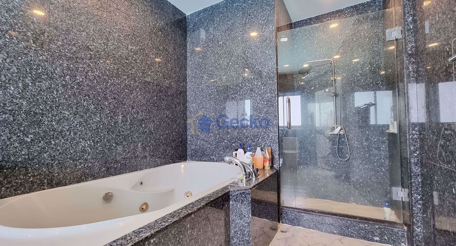 For sale 7 ベッドルーム house in Bang Lamung, Chonburi
