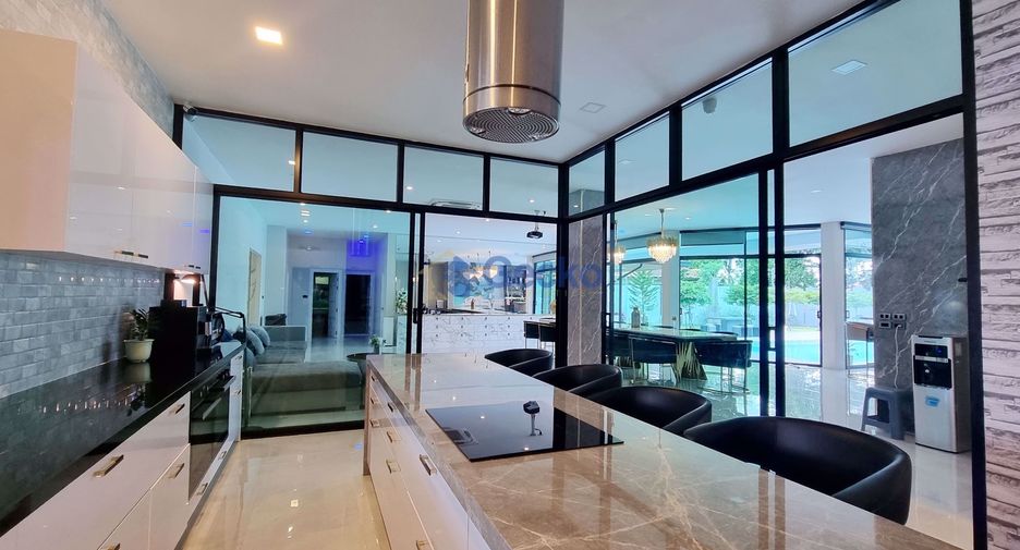 For sale 7 ベッドルーム house in Bang Lamung, Chonburi