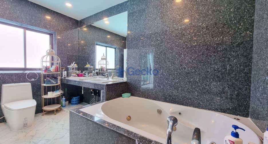 For sale 7 ベッドルーム house in Bang Lamung, Chonburi
