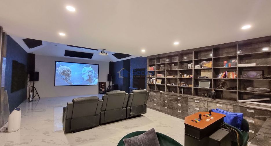 For sale 7 ベッドルーム house in Bang Lamung, Chonburi