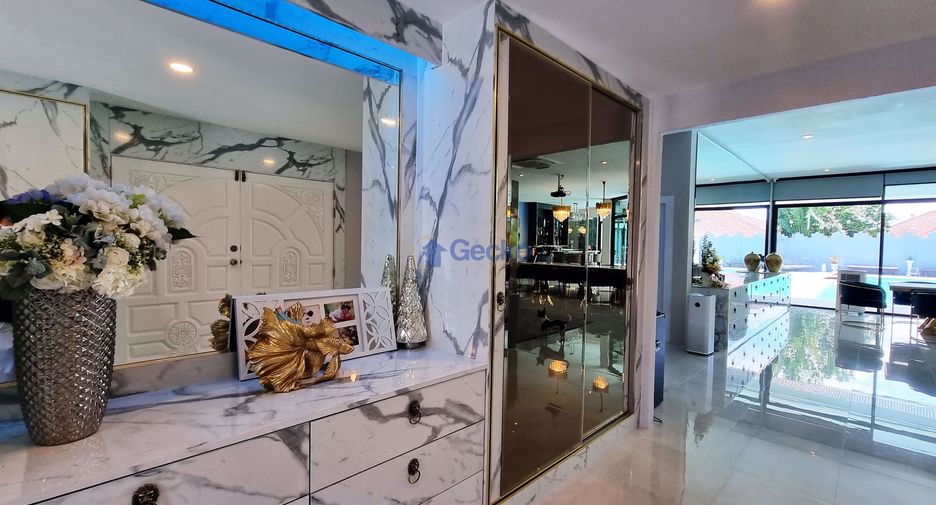 For sale 7 ベッドルーム house in Bang Lamung, Chonburi