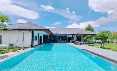 For sale 7 ベッドルーム house in Bang Lamung, Chonburi