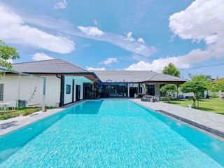 For sale 7 ベッドルーム house in Bang Lamung, Chonburi