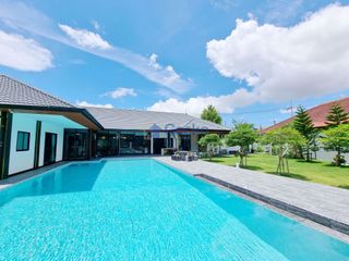 For sale 7 ベッドルーム house in Bang Lamung, Chonburi