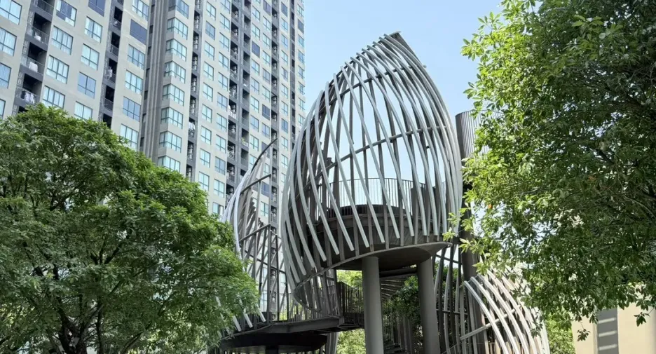 For sale 1 bed condo in Bang Na, Bangkok
