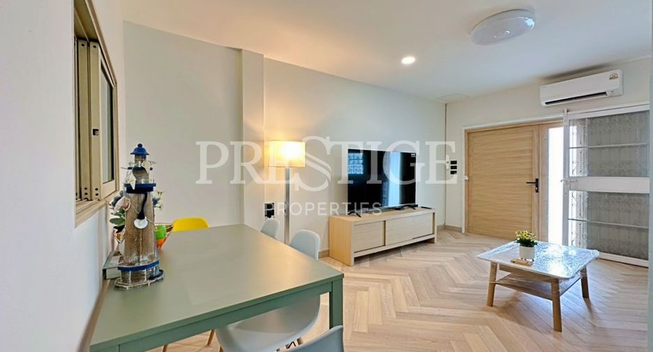 Casa en alquiler de 3 habitaciones en Jomtien, Pattaya