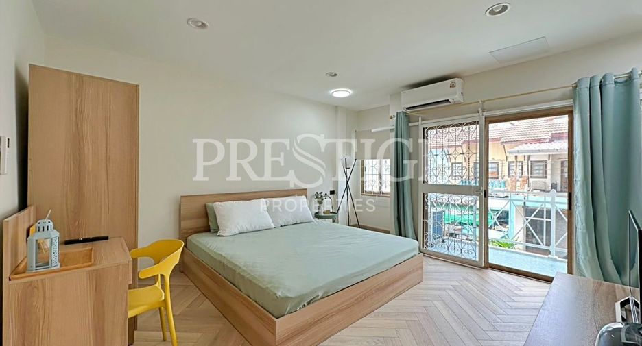 Casa en alquiler de 3 habitaciones en Jomtien, Pattaya