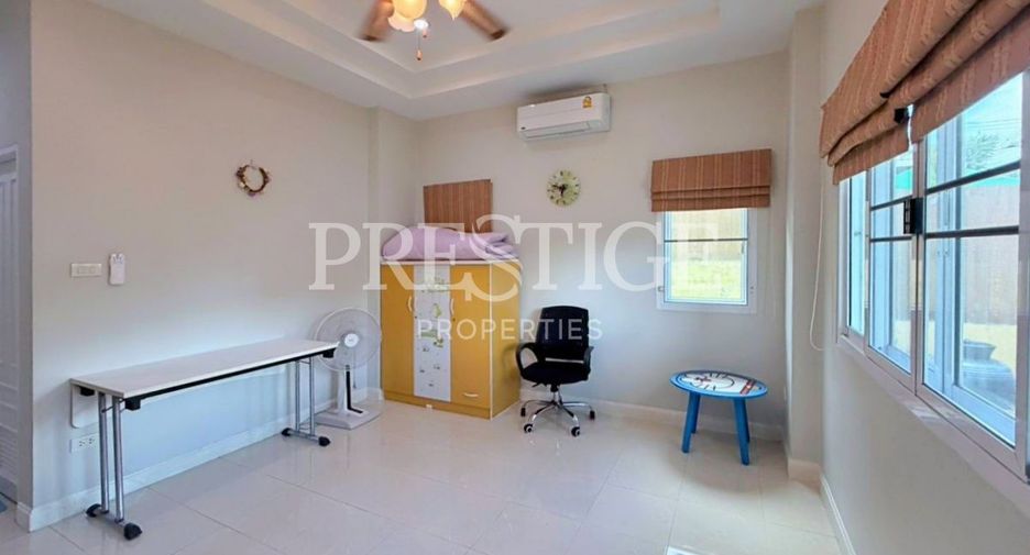 For rent 4 bedrooms house in Bang Lamung, Chonburi