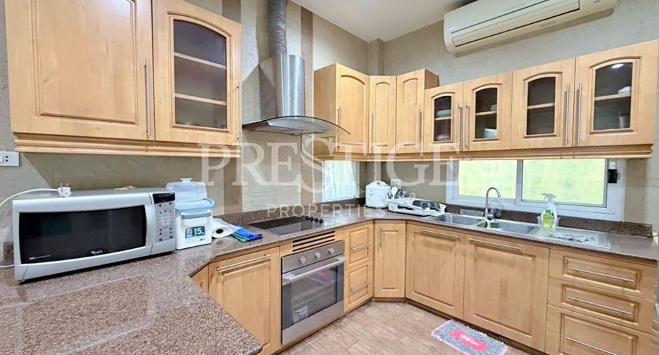 For rent 4 bedrooms house in Bang Lamung, Chonburi