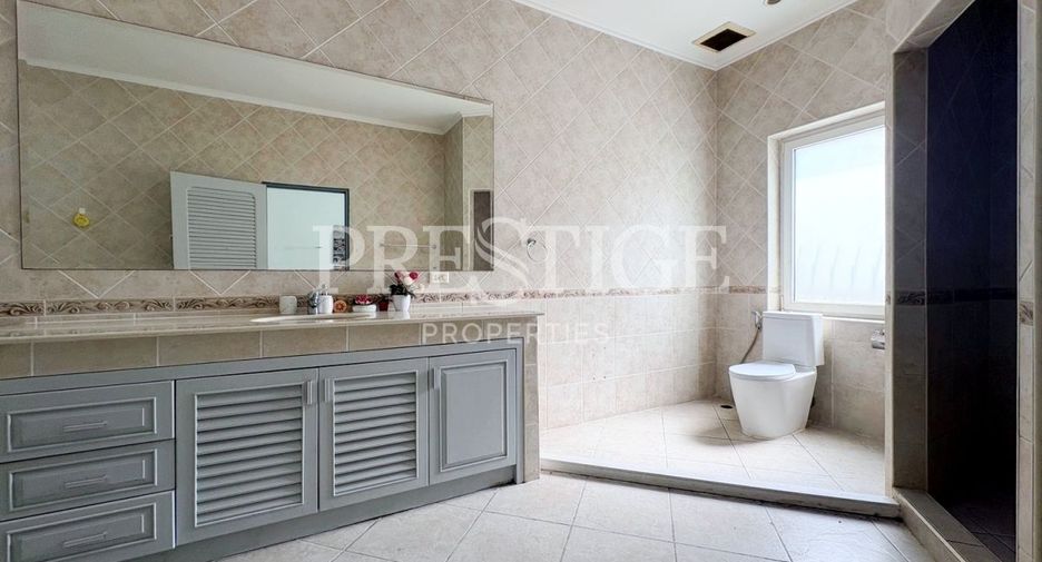For sale and for rent 10 bedrooms house in Bang Lamung, Chonburi