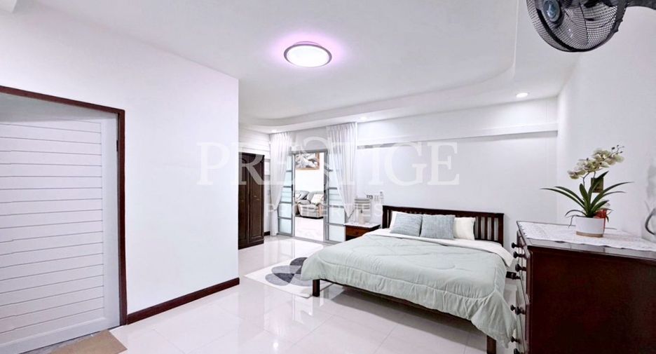 For rent 4 bedrooms house in Bang Lamung, Chonburi