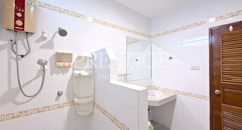 For rent 4 bedrooms house in Bang Lamung, Chonburi