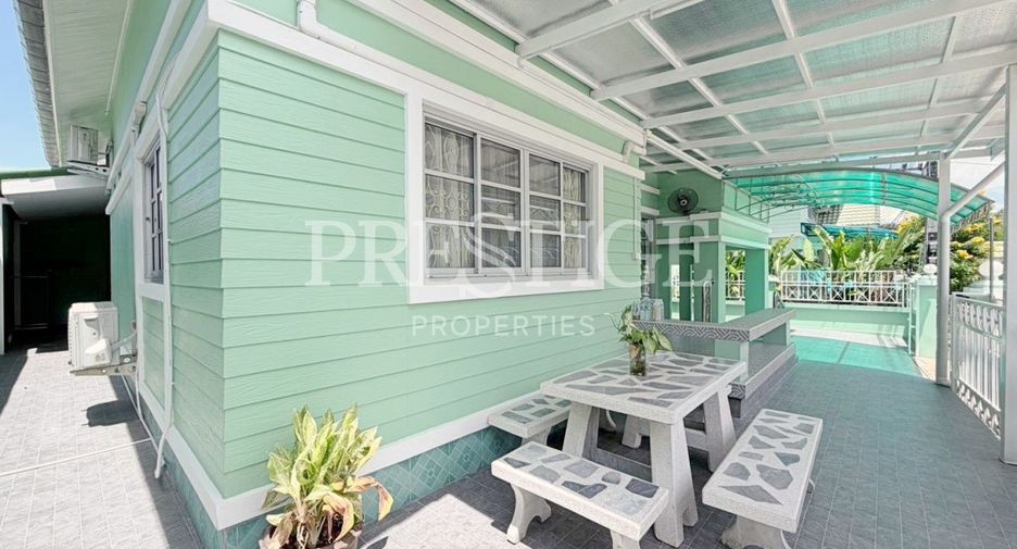 For rent 4 bedrooms house in Bang Lamung, Chonburi